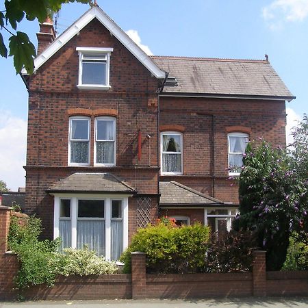 Anton Guest House Bed And Breakfast Shrewsbury Bagian luar foto