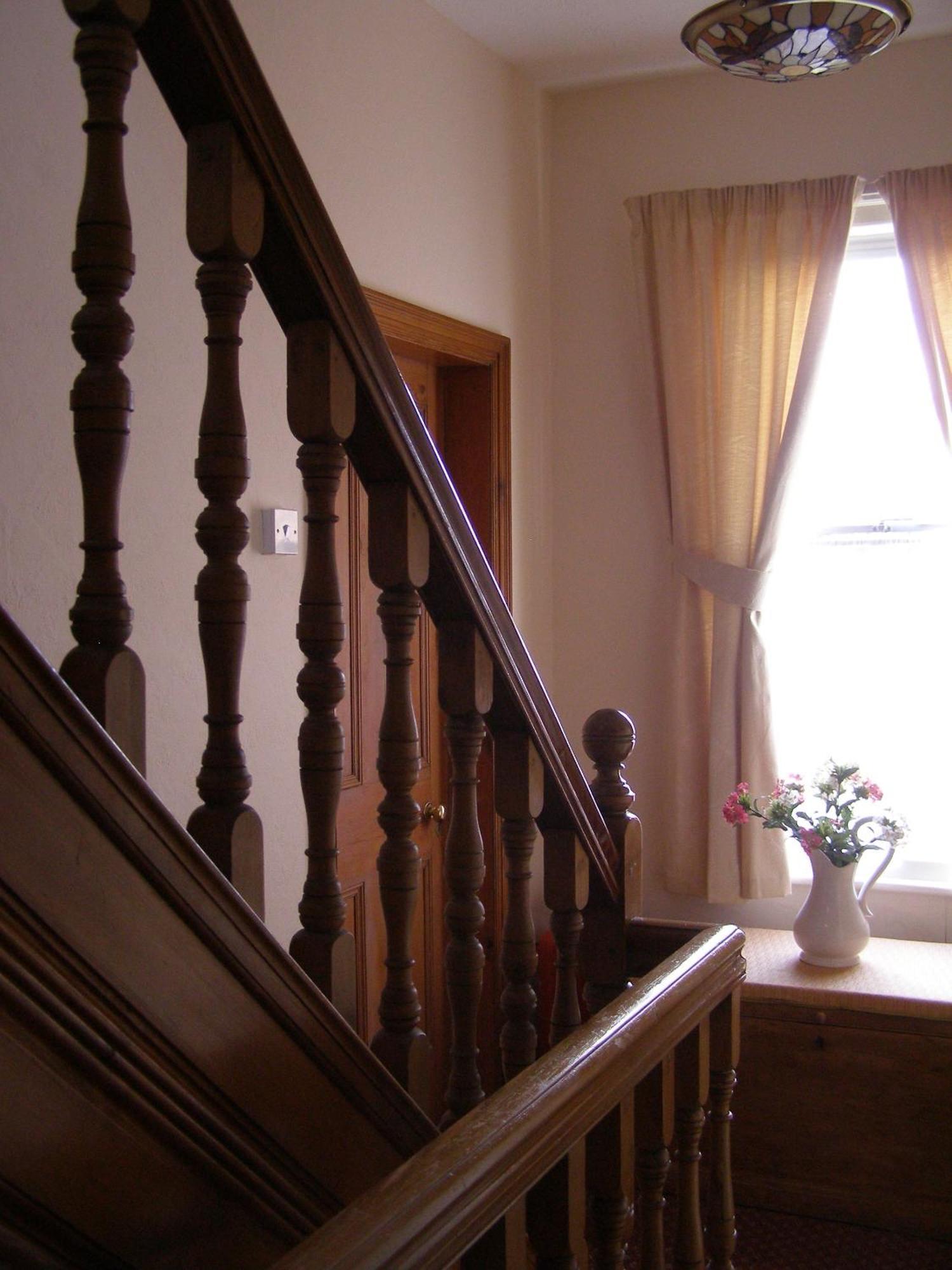 Anton Guest House Bed And Breakfast Shrewsbury Bagian luar foto