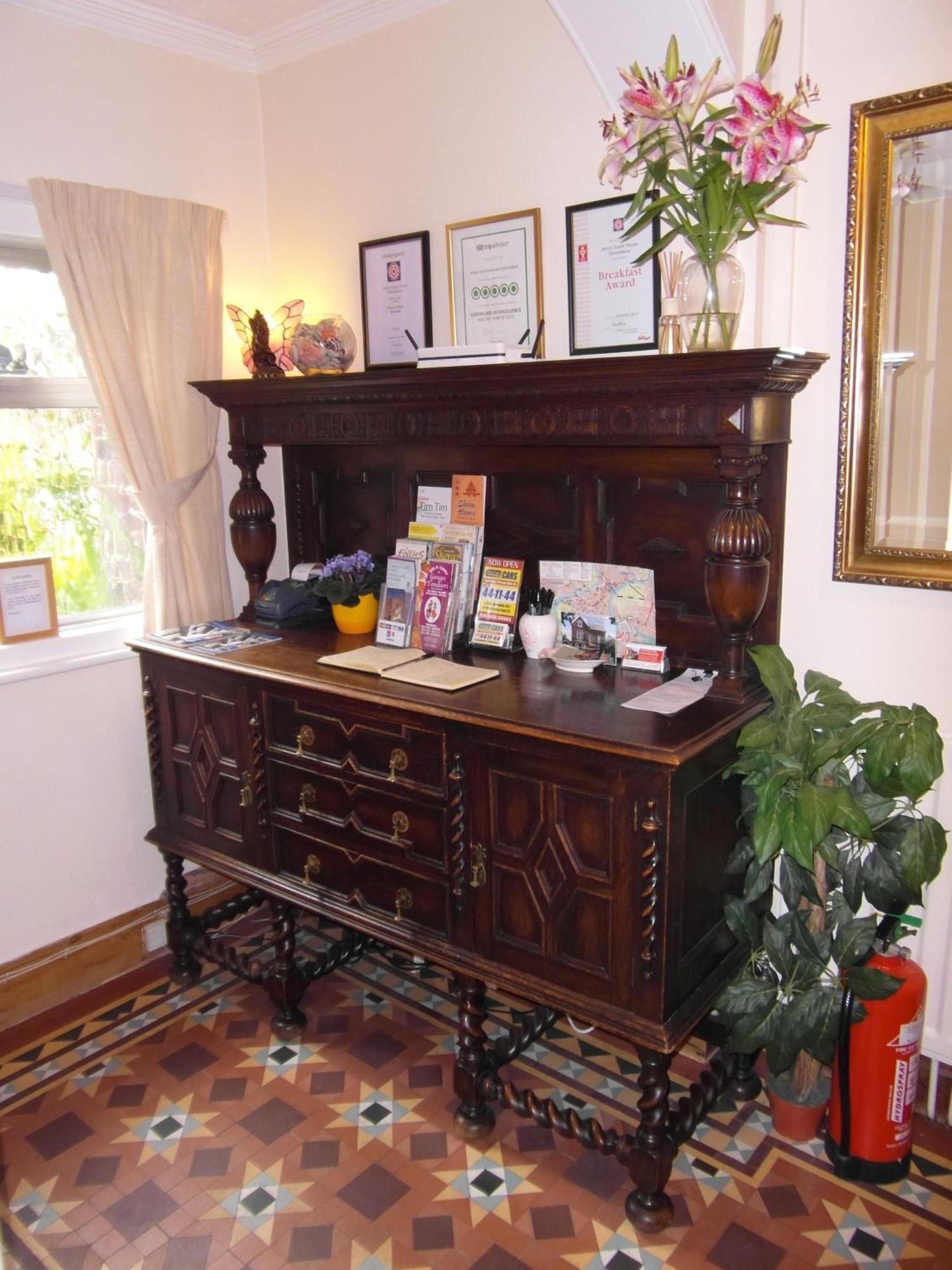 Anton Guest House Bed And Breakfast Shrewsbury Bagian luar foto