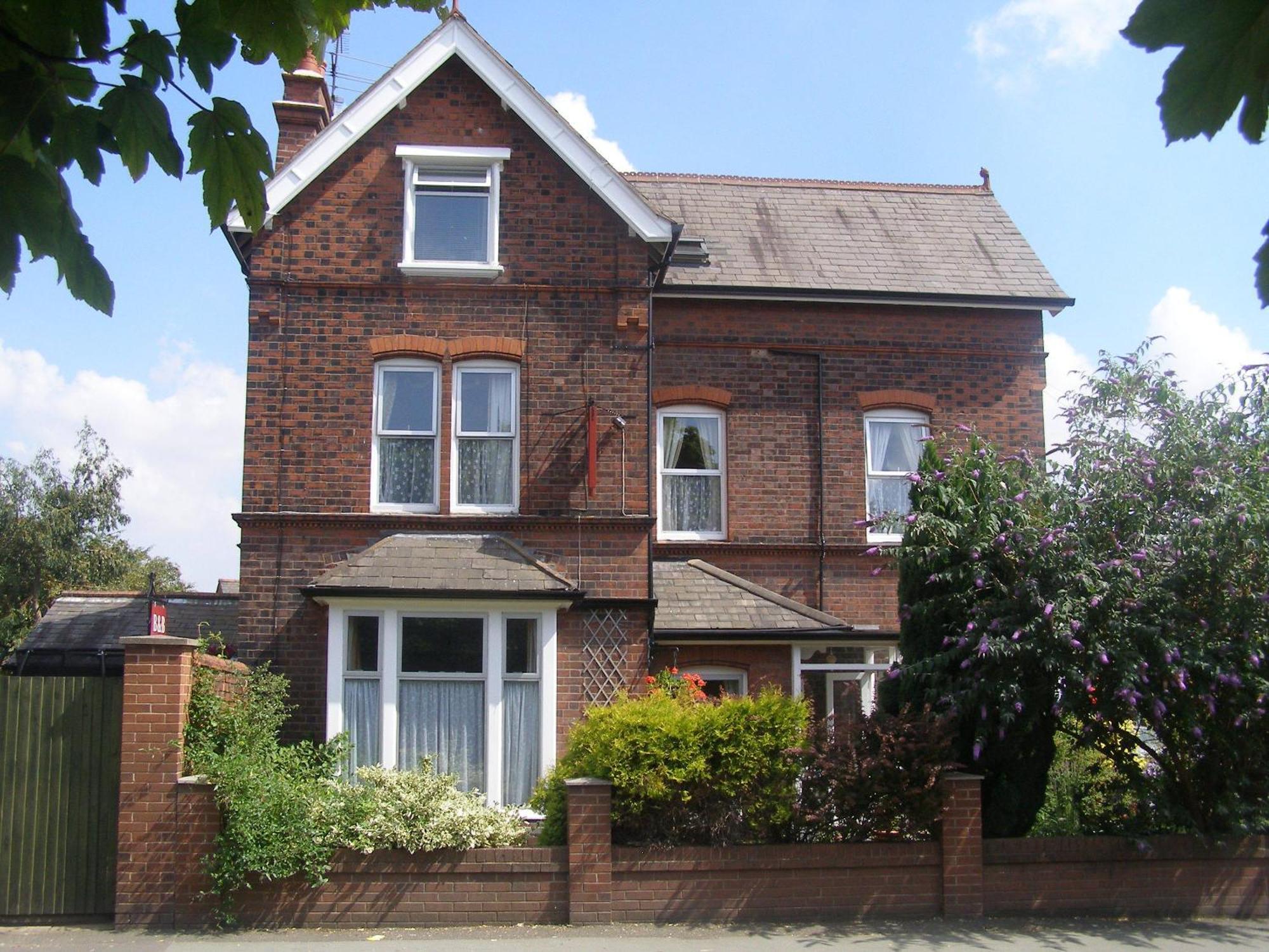 Anton Guest House Bed And Breakfast Shrewsbury Bagian luar foto