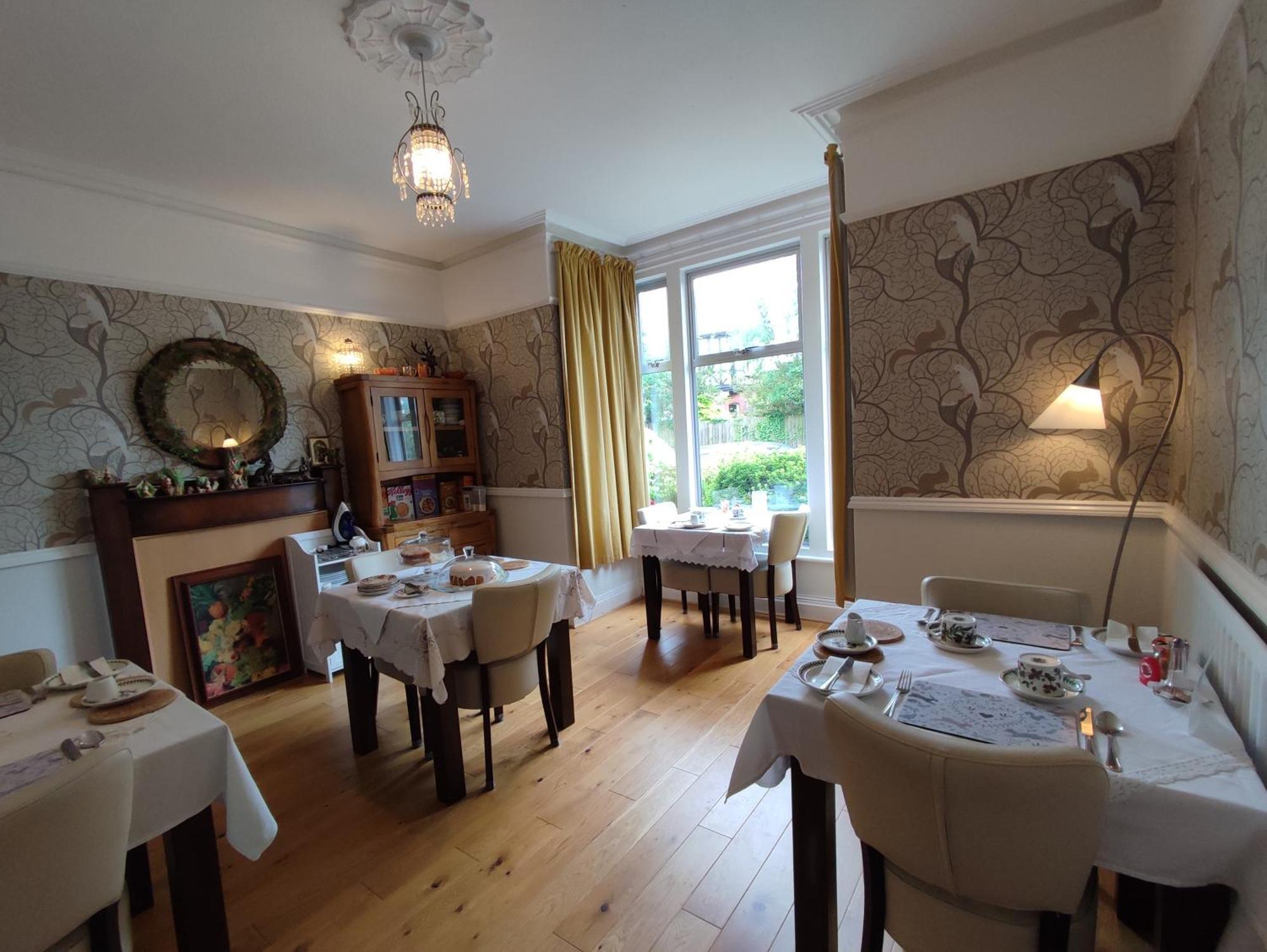 Anton Guest House Bed And Breakfast Shrewsbury Bagian luar foto